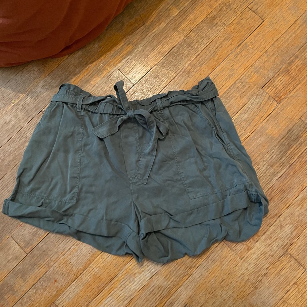 Aerie olive green soft shorts